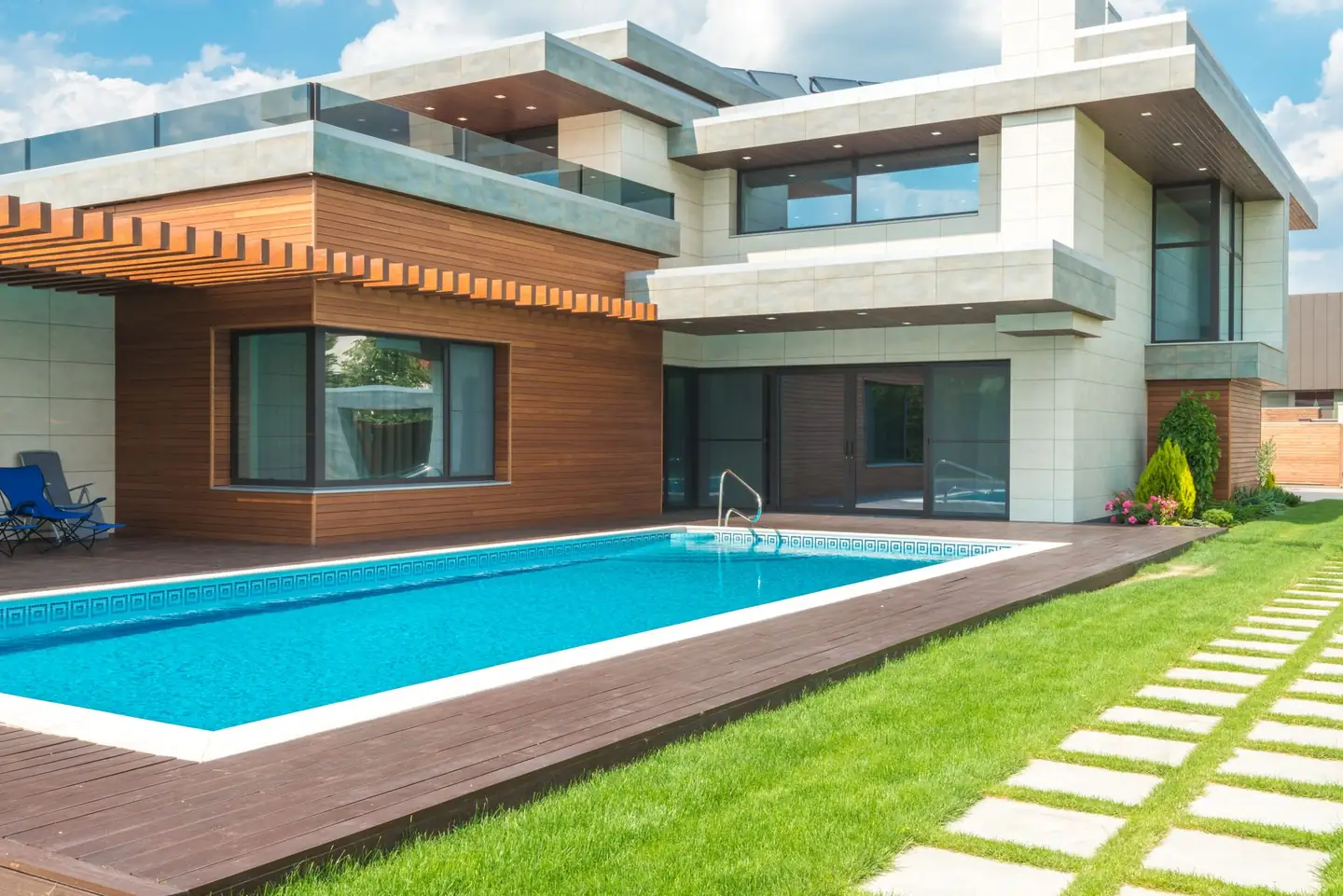 Swimming pool built in Killingworth, NSW